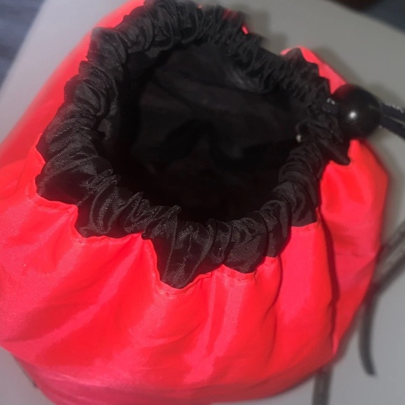 NWOT Victoria secret drawstring bag - Picture 6 of 6